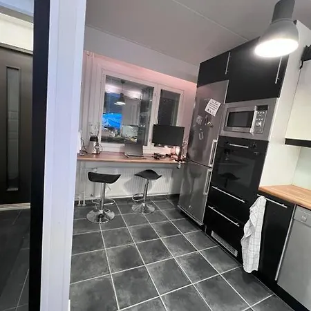 Avara Golfaiheinen Loft Huoneisto 70m2, 2.kerrosta 아파트