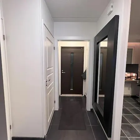 Avara Golfaiheinen Loft Huoneisto 70m2, 2.kerrosta